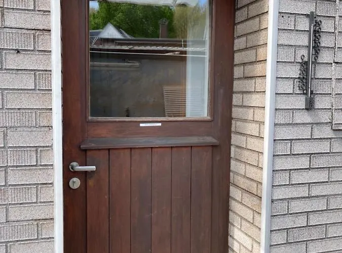 Bollgarten 8 * Colonia